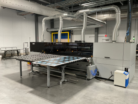 Sheetz Durst P5 350 HS D4 hybrid roll/flatbed printer.
